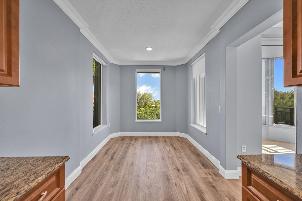 2880 NE 14th Street Causeway #413, photo 5