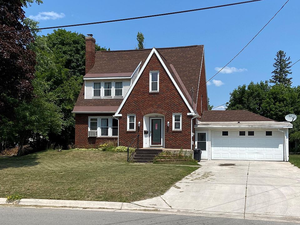 1st image of 705 E Spruce St