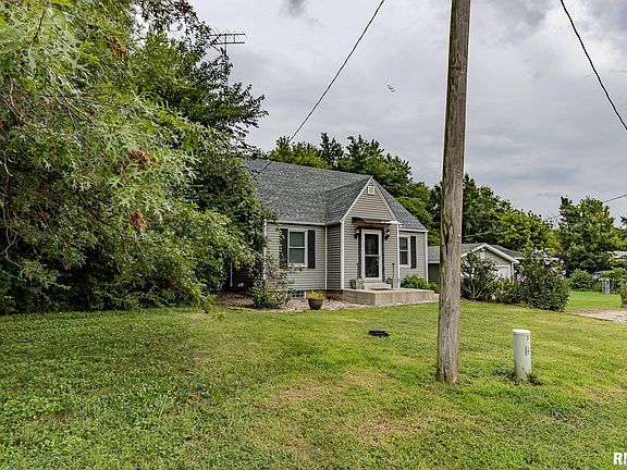 3rd image of 11045 Buckhart Rd
