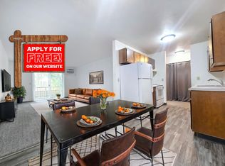 1401 5th Ave SE #13, Jamestown, ND 58401