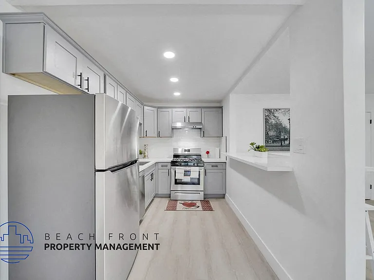 5311 Hermitage Ave. — Photo 14
