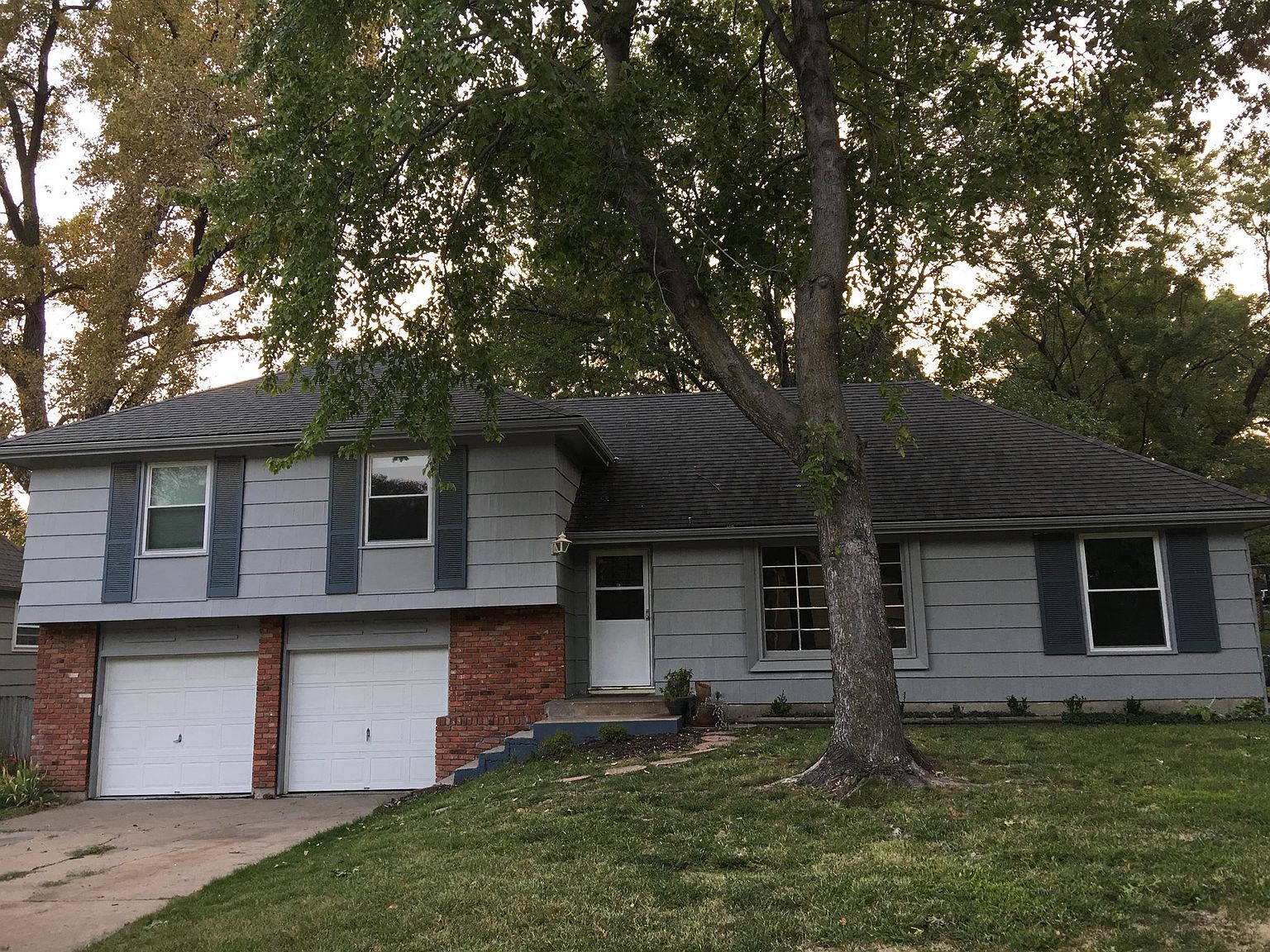 9218 Switzer Rd, Overland Park, KS 66214 Zillow