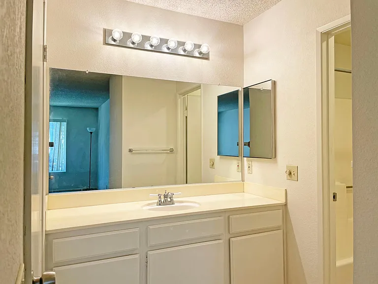 4060 Rosenda Ct #231 — Photo 11