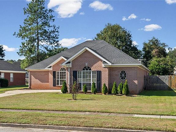 2nd image of 3820 Outley Dr