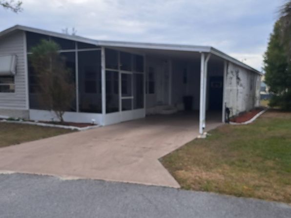 6215 Santa Fe Dr, Zephyrhills, FL 33542