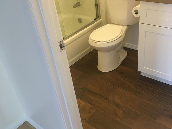 5th image of 2550 Sloat Blvd #6wmkw1dbp