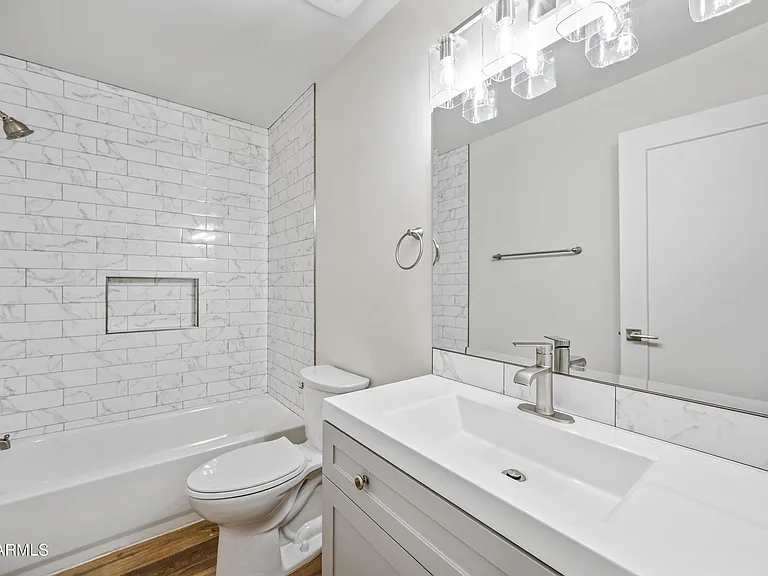 4139 N 27th St #1 — Photo 13