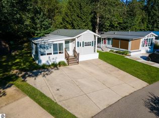 2757 Owens Rd #106, Prudenville, MI