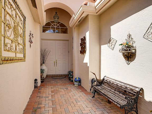 2nd image of 6818 Fiji Cir