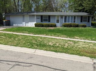 6282 Francis St, Lincoln, NE 68505
