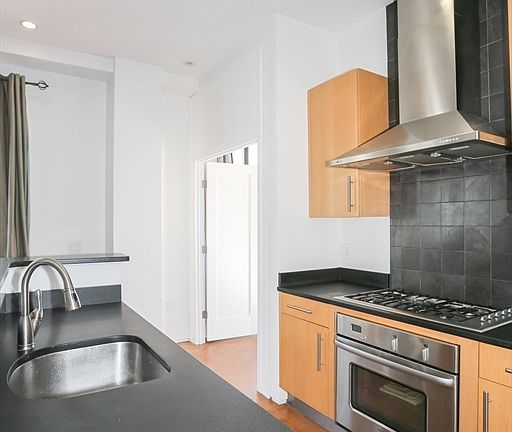 5th image of 36 A St Unit 3A