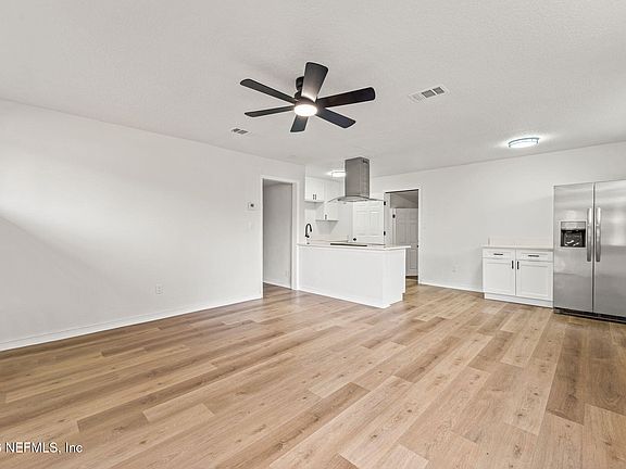 4th image of 87 JOSIAH Street
