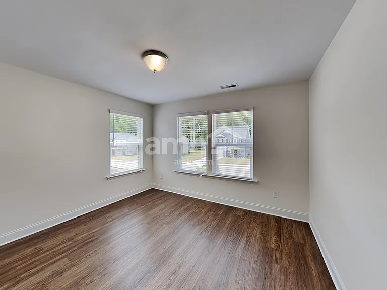 155 Gregory Dr — Photo 19