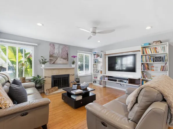 21184 Ocean View Dr, Hayward, CA 94541