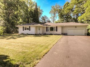 206 May Ave, Northfield, OH 44067