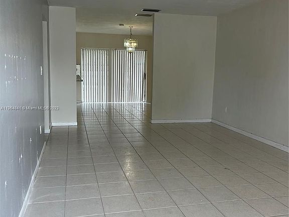4th image of 3106 NW 196th St