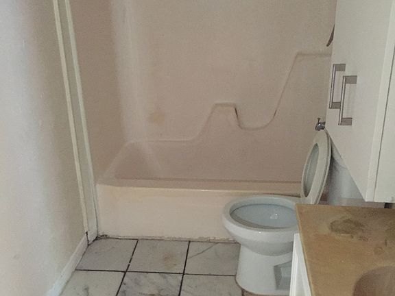 5th image of 8334 Saylynn Ln