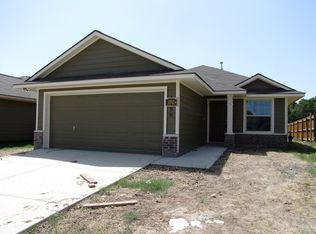 1152 Cottage Grove Cir, Bryan, TX 77801