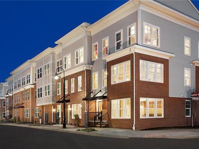 9 Bond St, North Brunswick, NJ, 08902