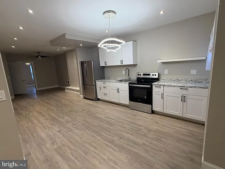 141 S 57th St #1 — Photo 3