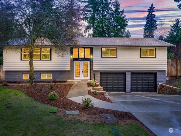10902 Deepwood Drive SW, Lakewood, WA 98498