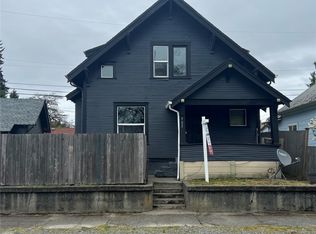 905 E Division Ln, Tacoma, WA