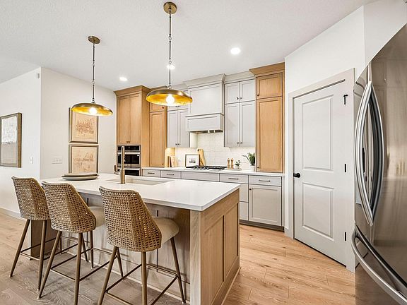 3rd image of 20214 Keystone Ave