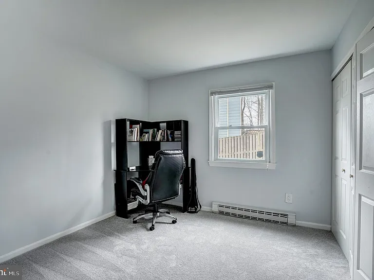206 Summers Ct — Photo 22