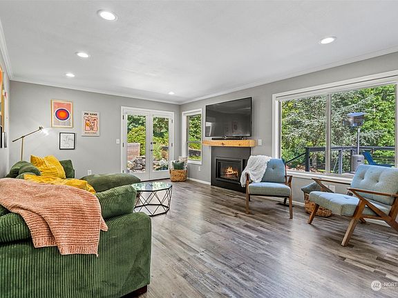 4th image of 4925 98th Avenue Ct NW