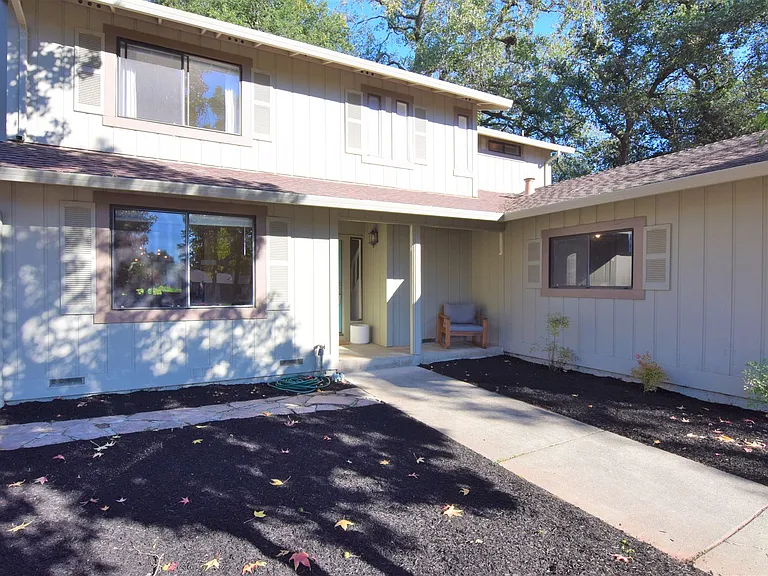 114 Melody Ct — Photo 22