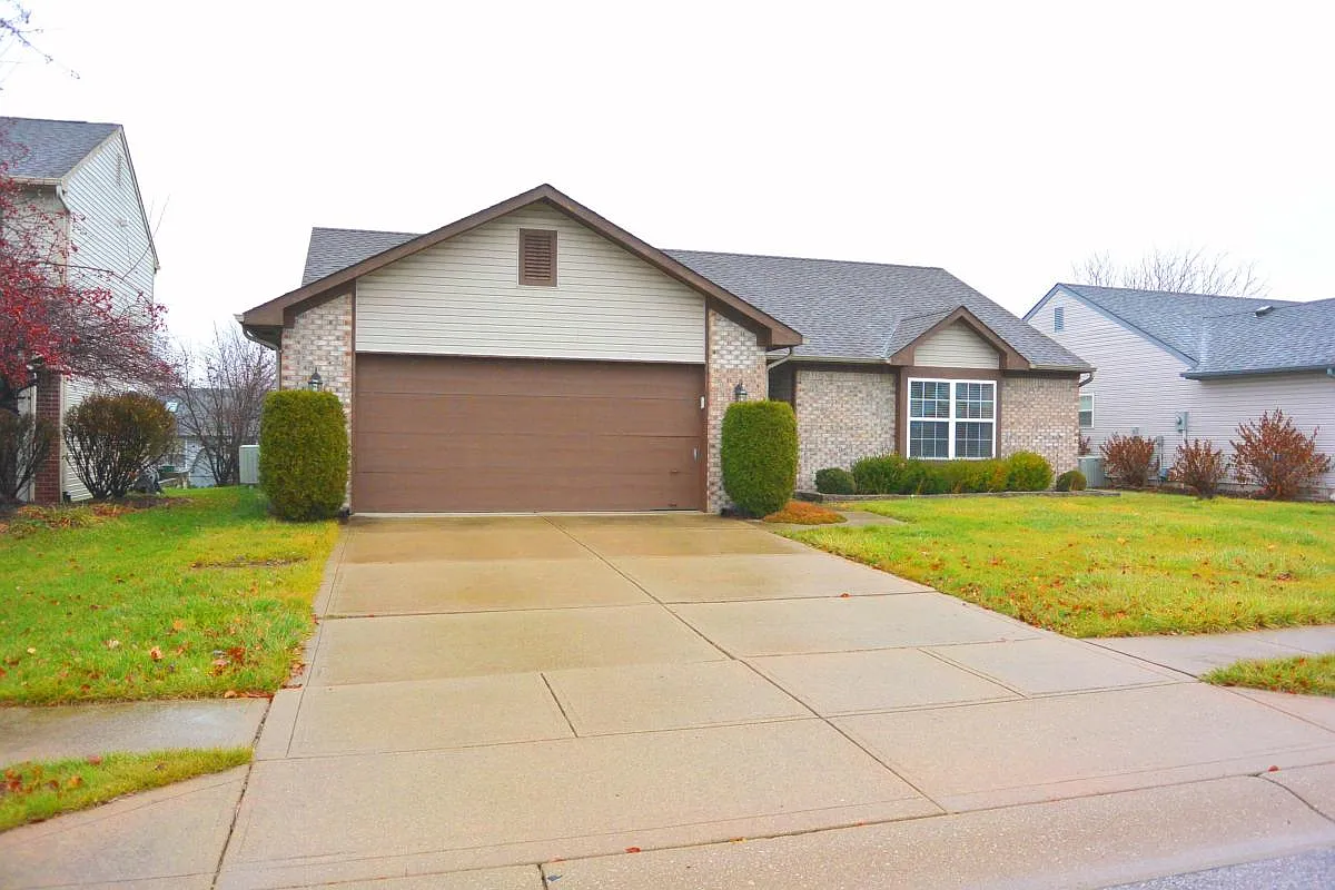 12935 Galloway Circle — Photo 1