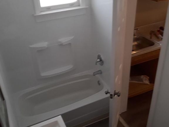 4th image of 151 Jasper St #1