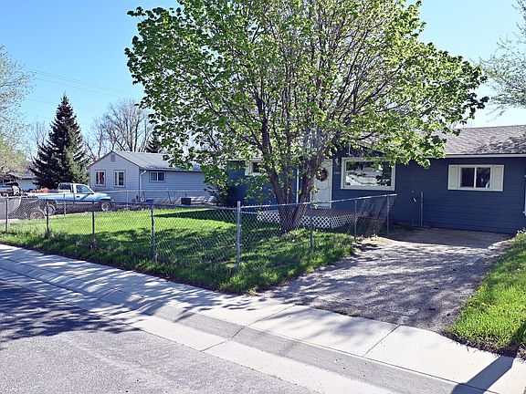 4th image of 1381 Taylor Ave