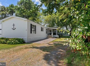 39048 Spicer Ln #820, Fenwick Island, DE 19944