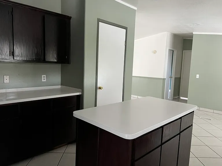 2510 S Hecla St — Photo 4