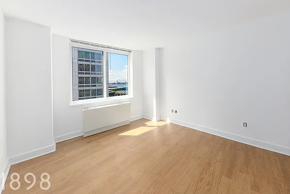 Rented by A&E Real Estate Management | media 5