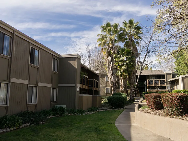 Fountain Grove — Photo 14