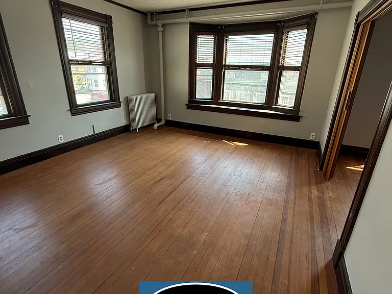 41 Main St N #2 — Photo 12
