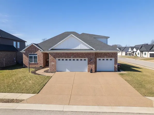 511 Westbriar Cir, Newburgh, IN 47630