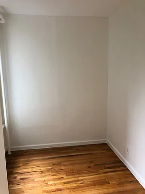 Rented by Skyline Realty LLC II | media 10