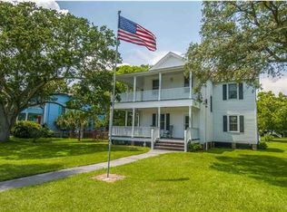 1738 Middle St, Sullivans Island, SC 29482