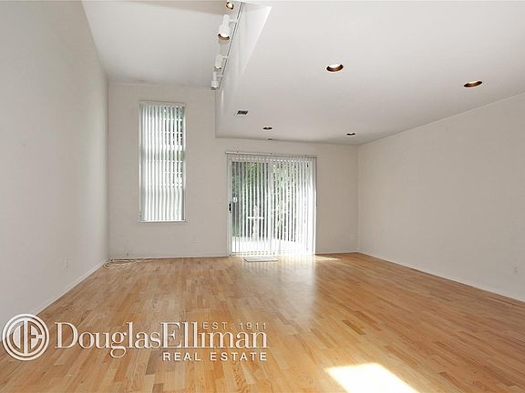 2nd image of 38 Quail Ct