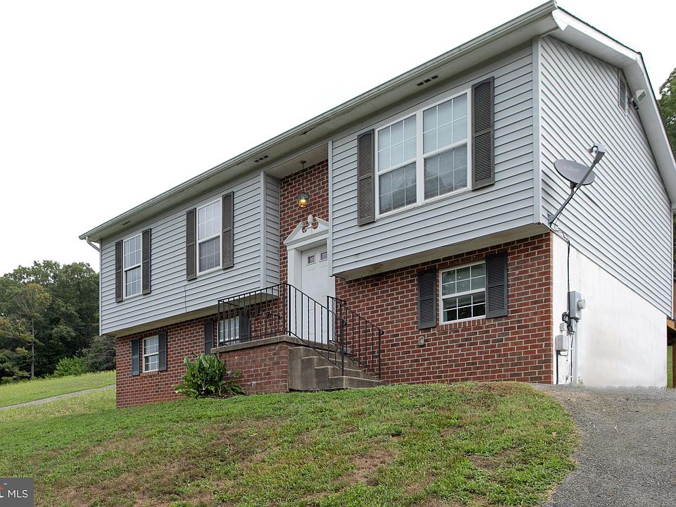 1st image of 38460 Arlington Dr