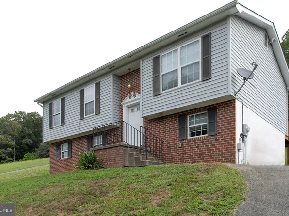 38460 Arlington Dr, Mechanicsville, MD 20659