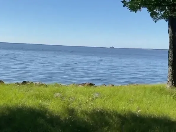 W5221 Southview Dr #17, Necedah, WI 54646