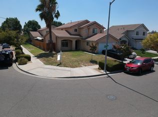 896 Azores Ln, Ceres, CA
