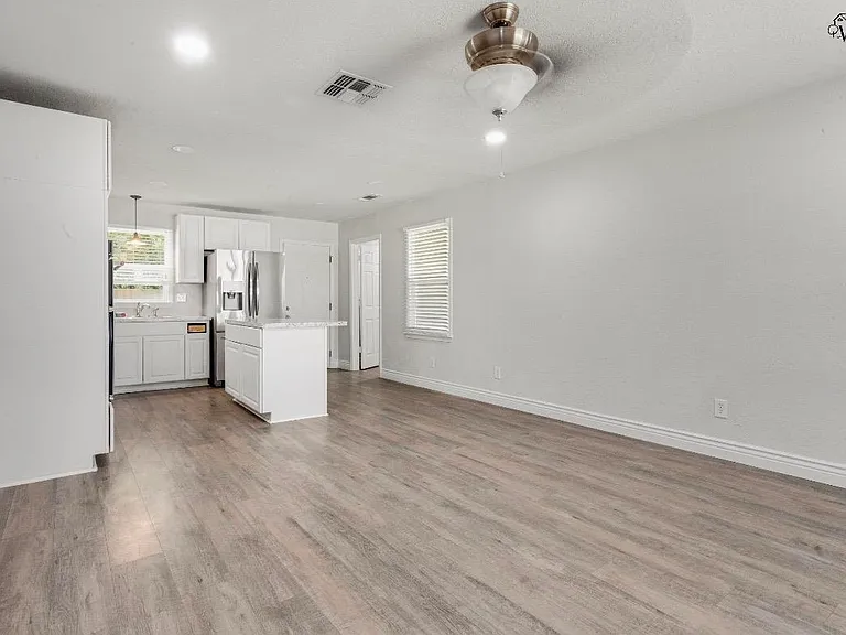 3406 Arthur St — Photo 21