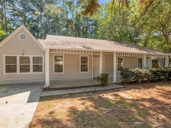 4767 White Oak Path, Stone Mountain, GA 30088
