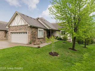 6238 Waterford Ct, Johnston, IA 50131