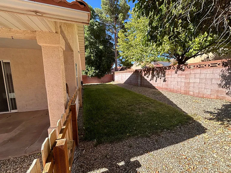 2405 S 770 W — Photo 30